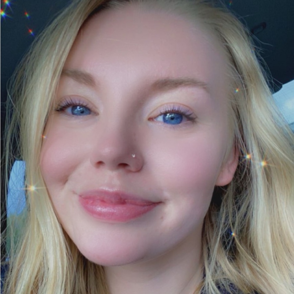 Meet your Posher, Cammie